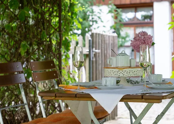 Schrenkhof 3* Unterhaching