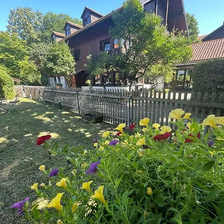 Schrenkhof Hotel 3*