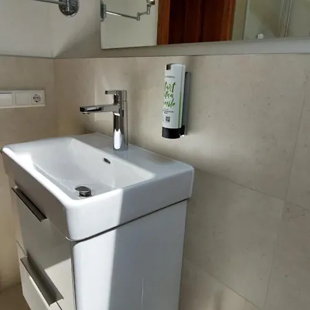 酒店 Schrenkhof 安达赫治