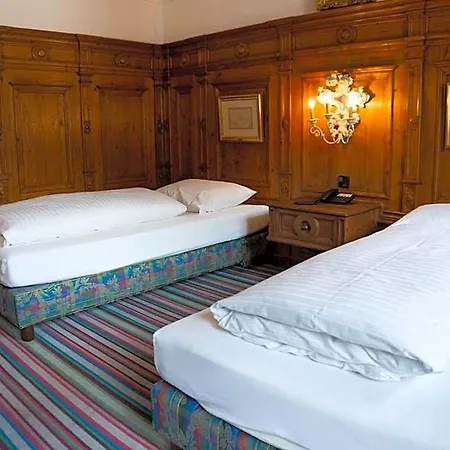 Schrenkhof 3*