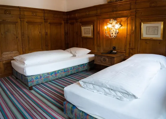 Schrenkhof 3* Unterhaching